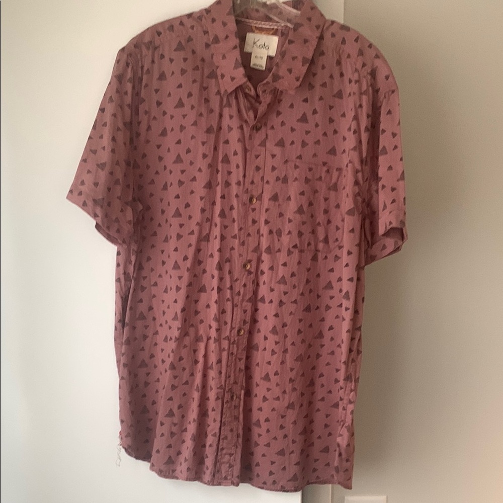 Pink Casual Button Down Shirt with Subtle Pattern